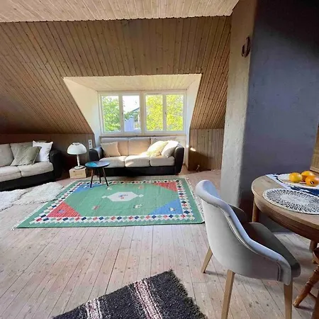 Peaceful Retreat In An Ecological *